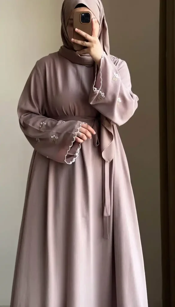 কালার: দুধ কফি