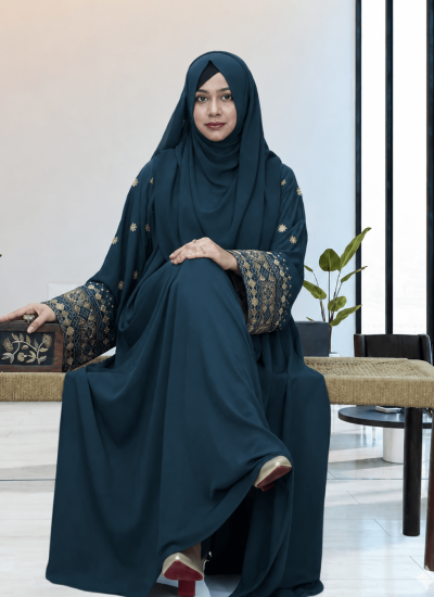 কালার: নীল