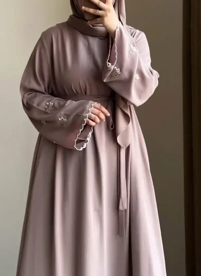কালার: দুধ কফি